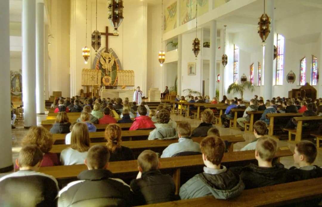 Czy rekolekcje są obowiązkowe? Sprawdź, co musisz wiedzieć i jakie są konsekwencje